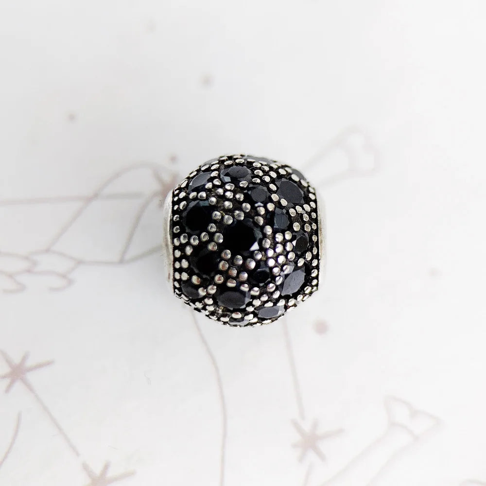 Crushed Christmas Charm Bead