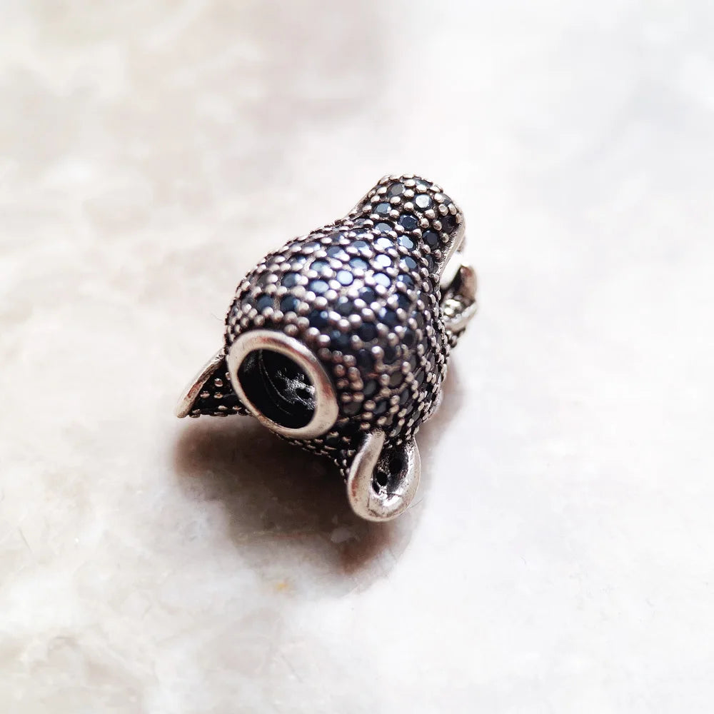 Jade Eyed Black Leopard Charm Bead