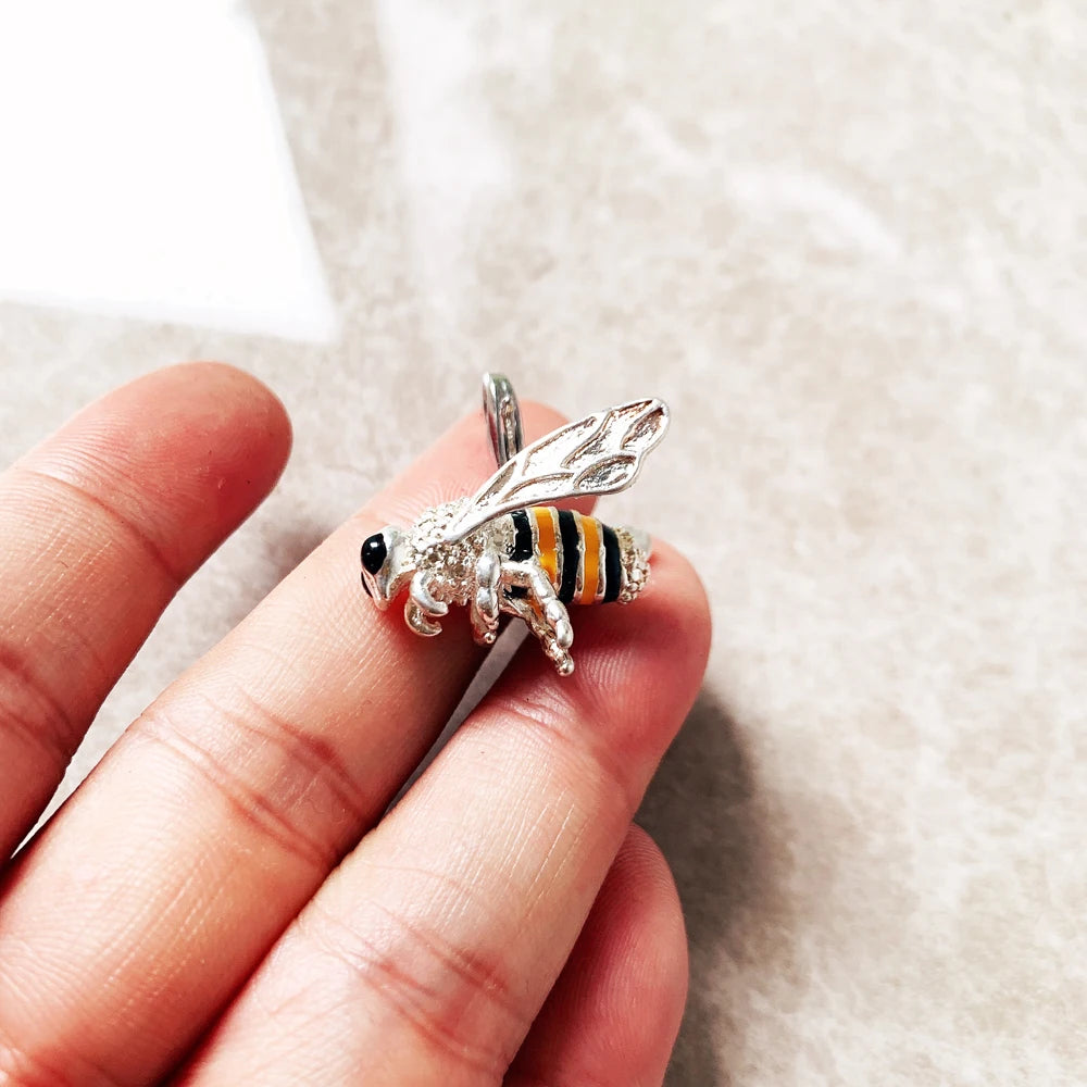 Free Bee Charm