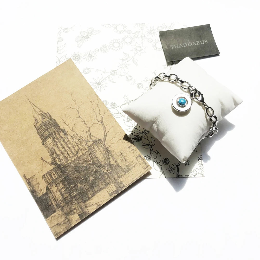 Blue Link Clasp Charm Bracelet