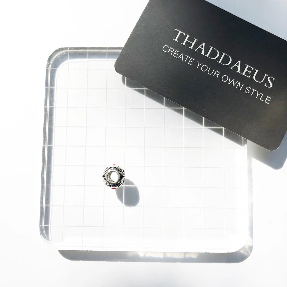 Red Pollen Charm Bead