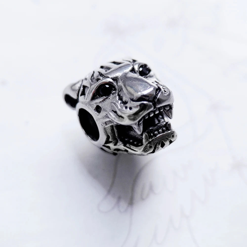 Webbed Panther Charm Bead