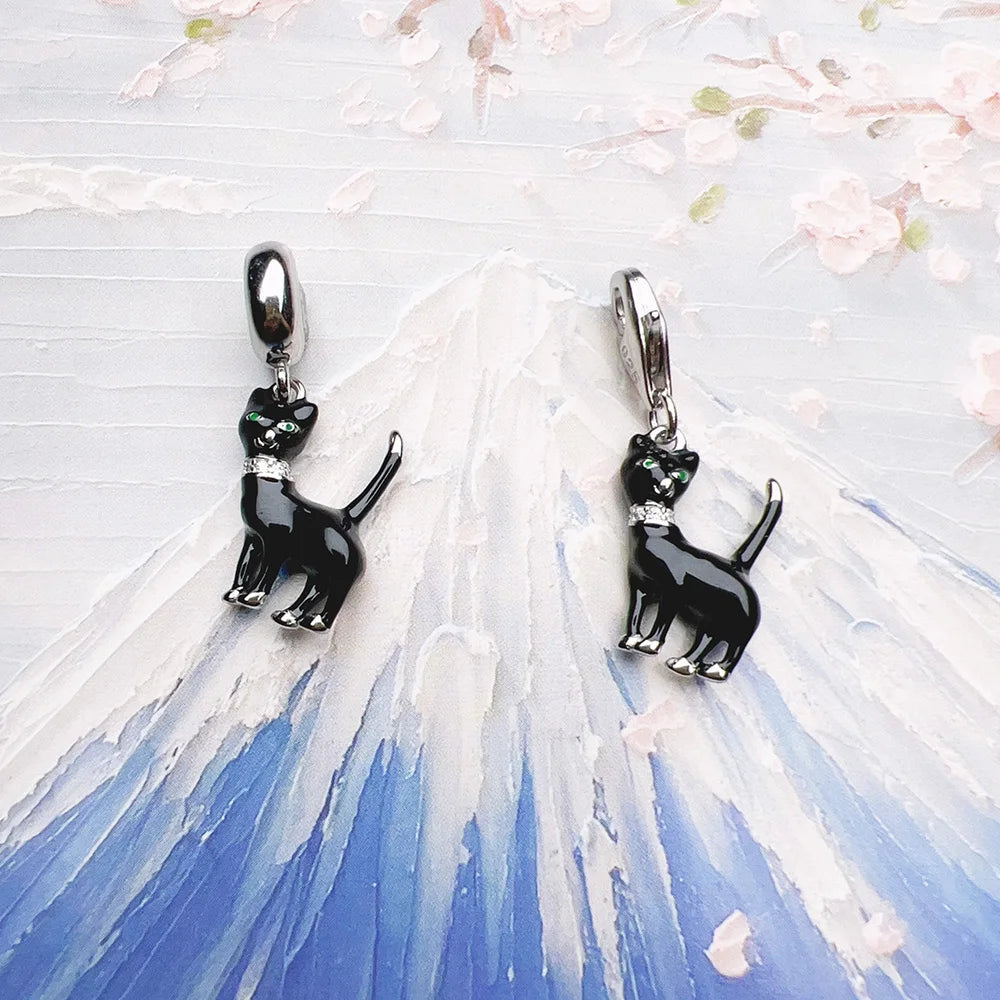 Sly Cat Charm