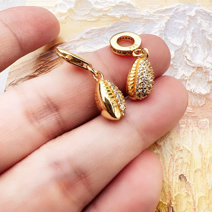 Golden Shell Charm