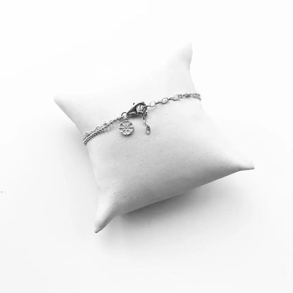 Wheel Wire Chain Charm Uni-Bracelet