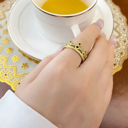Ruler Crown Ring