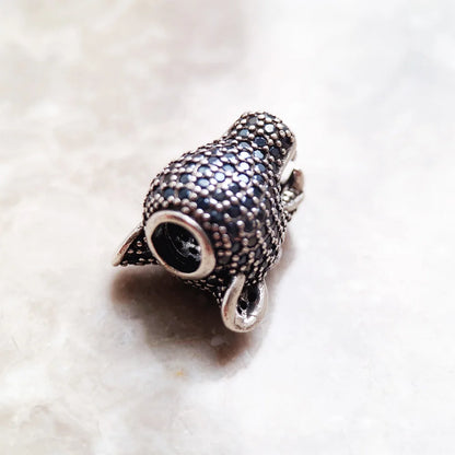 Jade Eyed Black Leopard Charm Bead