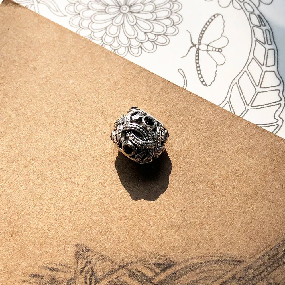 Eternal Knot Charm Bead