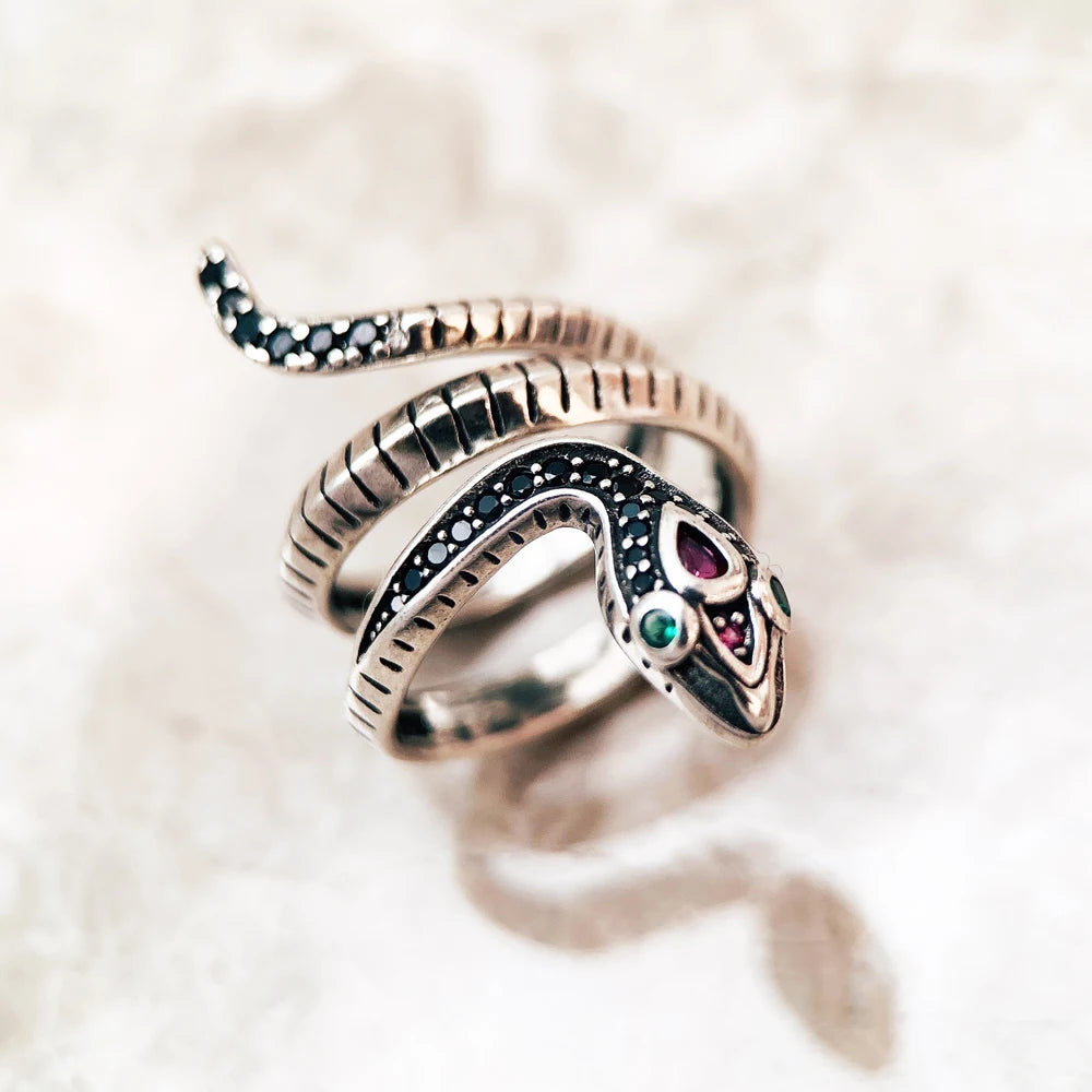 Poison Snake Ring
