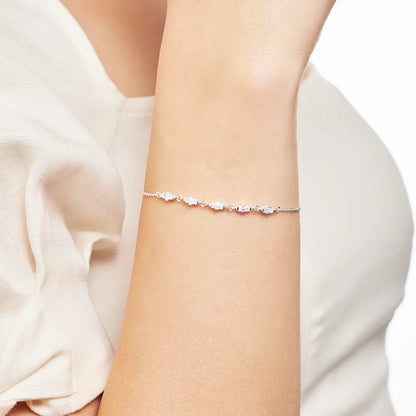 Modern Touch Link Bracelet